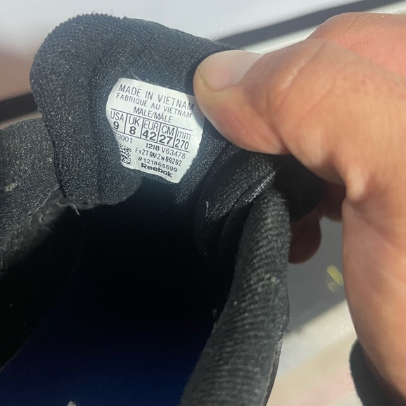 Foot wear!! - Picture 3 of 4